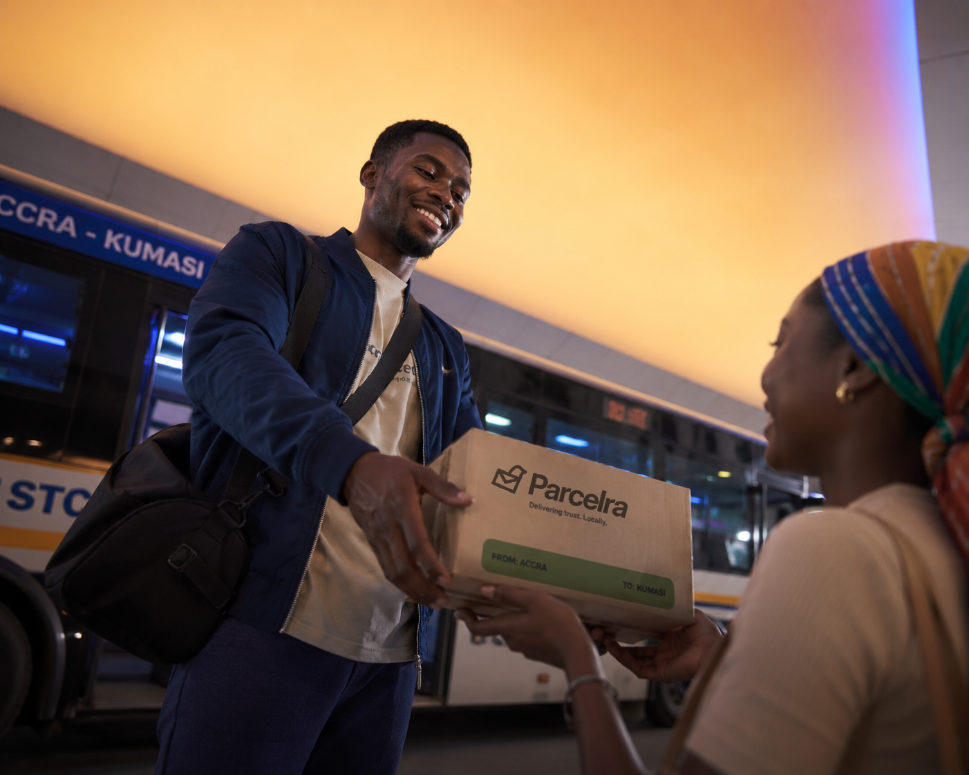 Handing over a Parcelra package